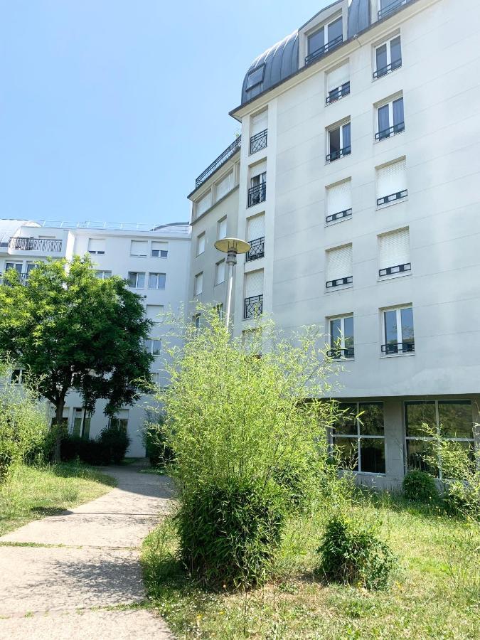 Studio 30M2 - Au Pied De La Gare - Parking Cergy Exteriér fotografie